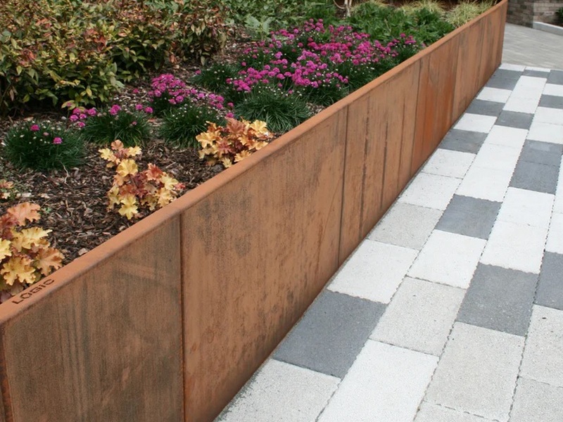 corten 24" tall retaining wall